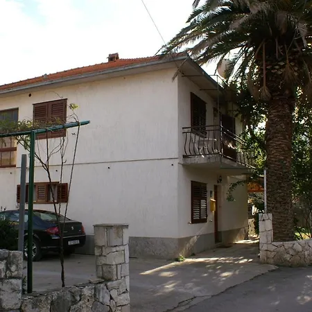 Double Jelsa 4041b Guest house